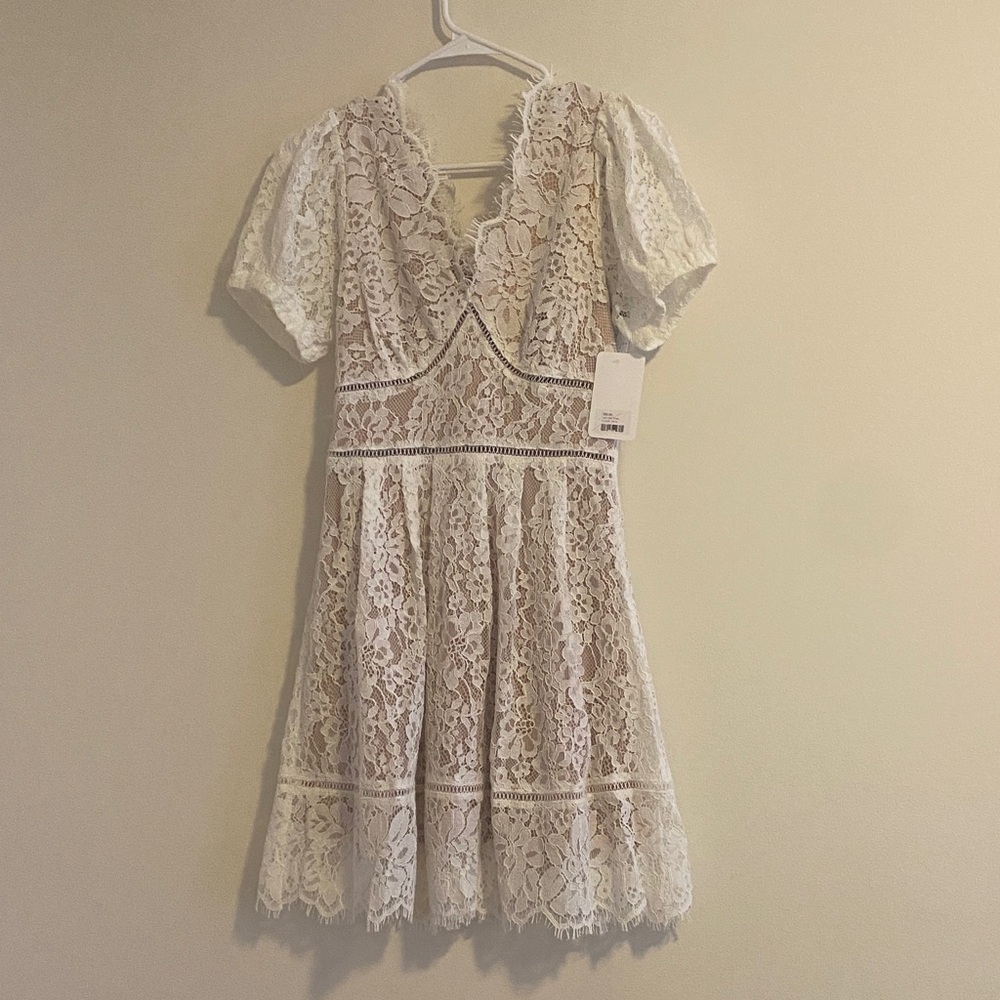 Elegant White Lace Dress